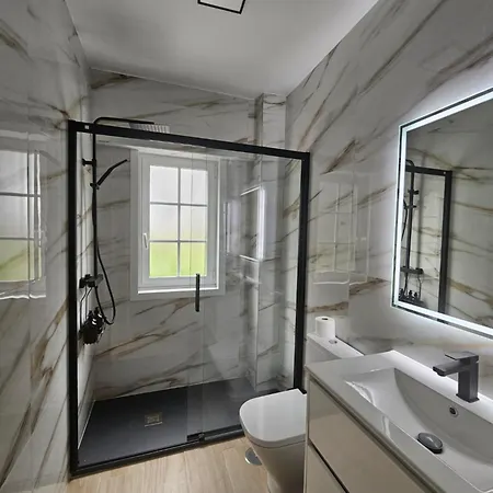 公寓 Frente Al Mar Primera Linea De Playa Samil