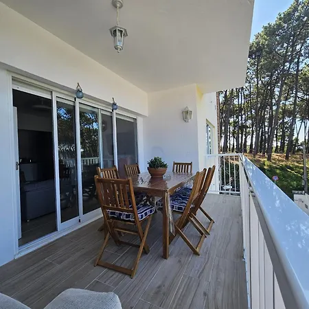 Διαμέρισμα Frente Al Mar Primera Linea De Playa Samil