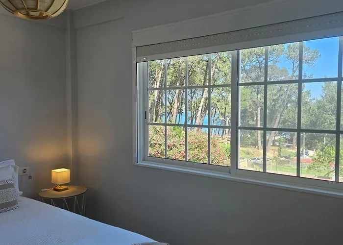 Apartamento Frente Al Mar Primera Linea De Playa Samil