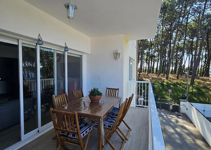 Apartamento Frente Al Mar Primera Linea De Playa Samil Vigo